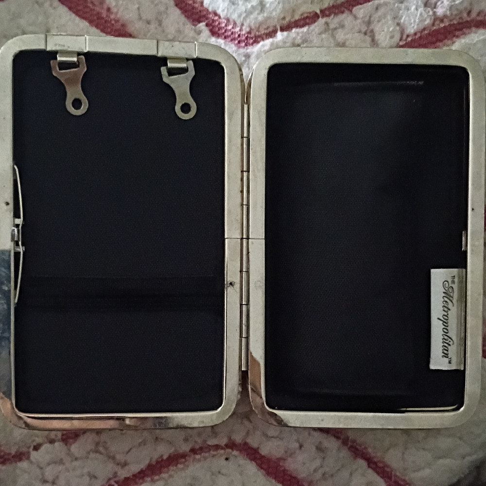 Textured Beige Rectangular Box - image 3